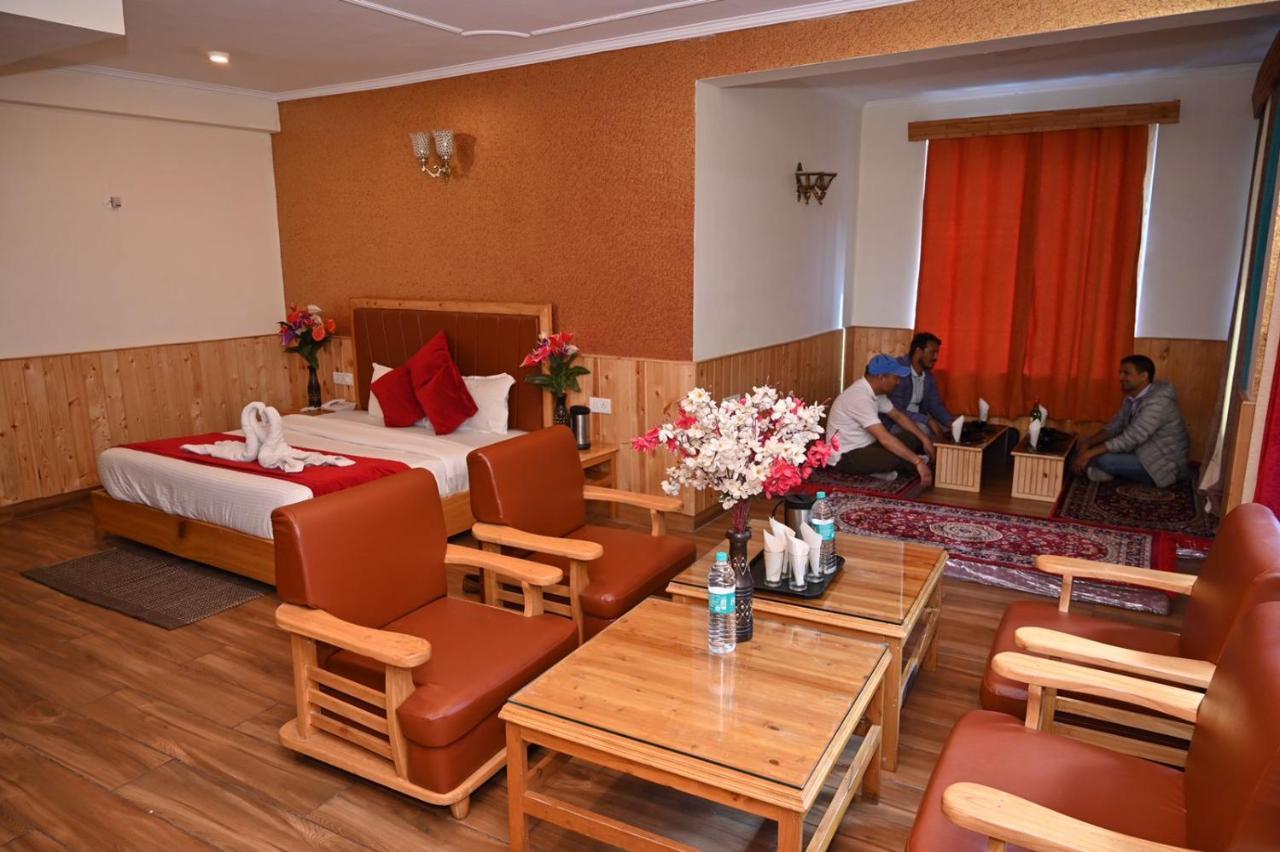 Hotel Seven Hills Manali מראה חיצוני תמונה
