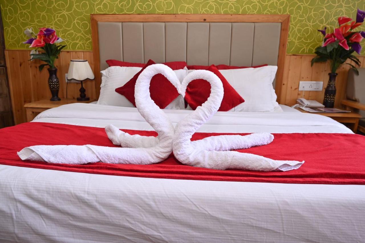 Hotel Seven Hills Manali מראה חיצוני תמונה