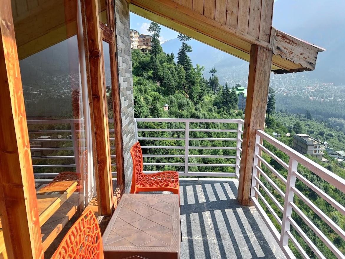 Hotel Seven Hills Manali מראה חיצוני תמונה