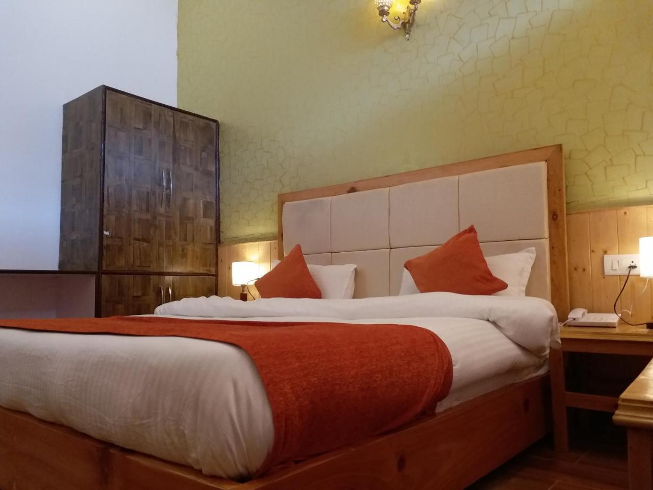 Hotel Seven Hills Manali מראה חיצוני תמונה